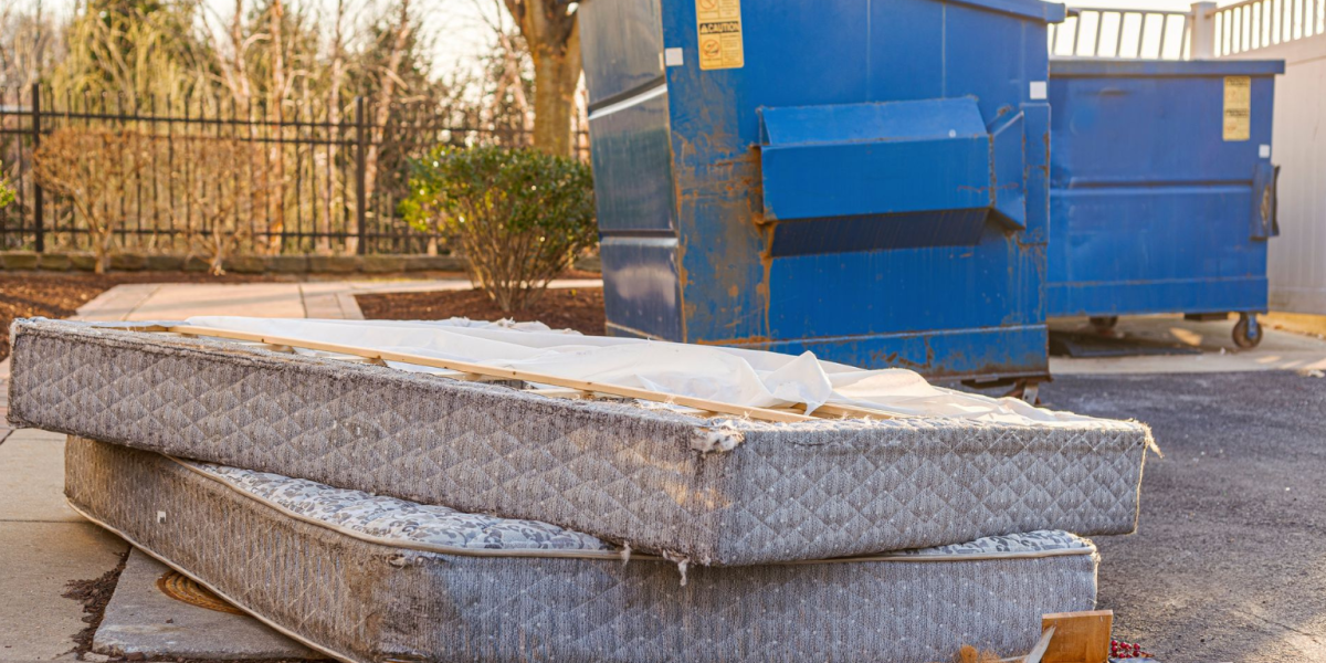Old Mattress Disposal in Dubai